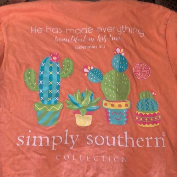 Simply Southern size small t shirt like new - Picture 4 of 4